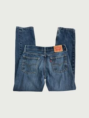 Vintage Levi's 514 Relaxed Straight Fit